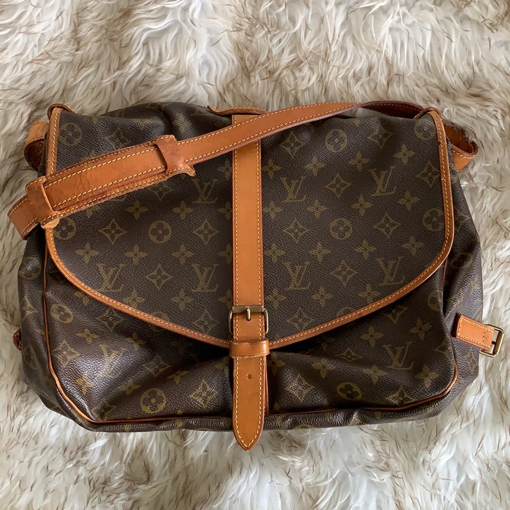 Louis Vuitton Monogram Samur Messenger